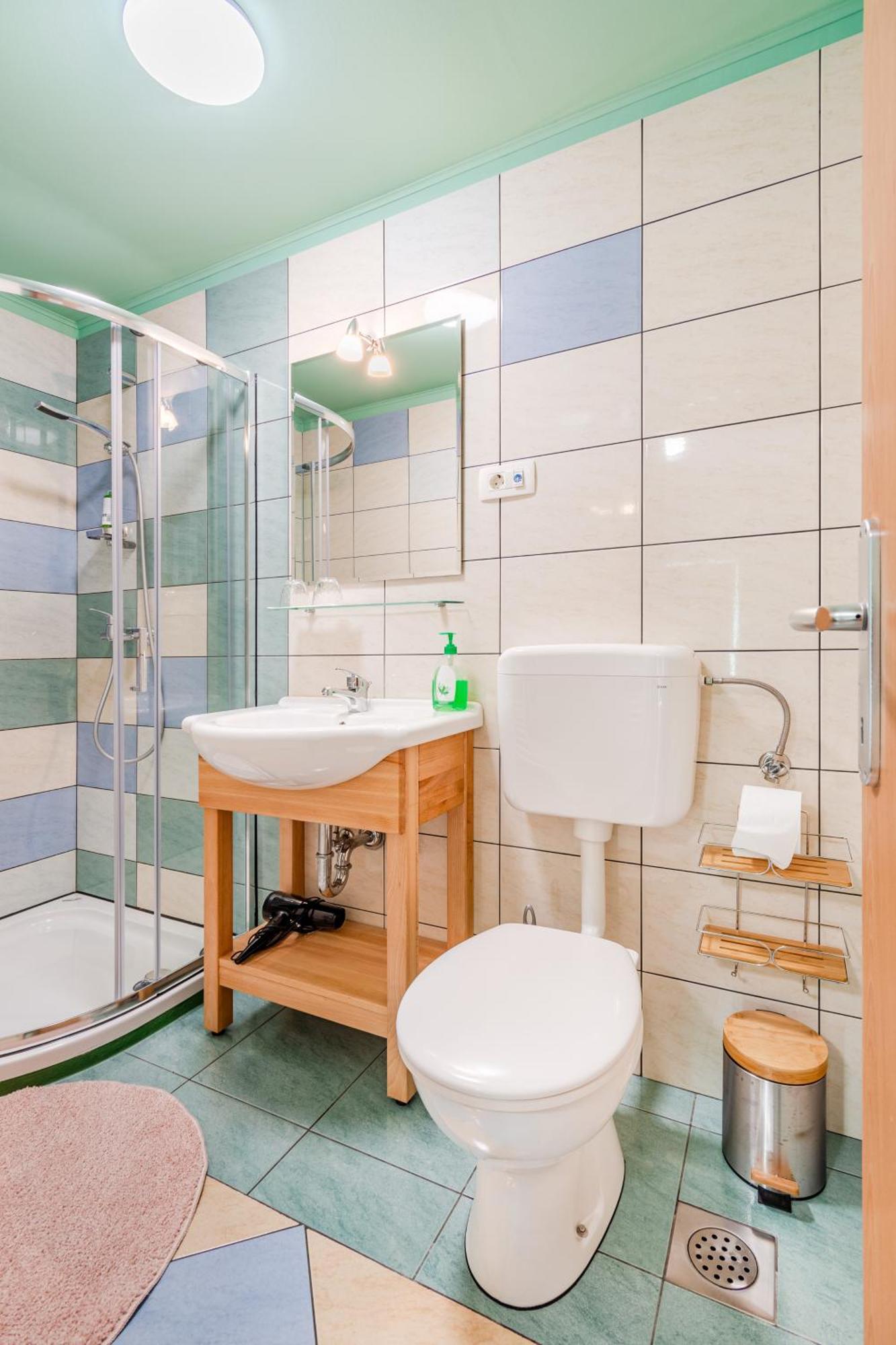 Apartments Orhideja Толмин Екстериор снимка