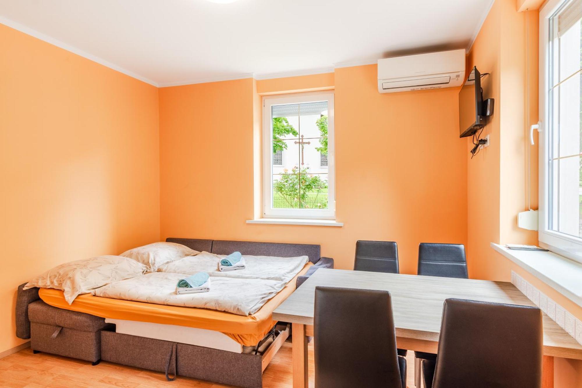 Apartments Orhideja Толмин Екстериор снимка