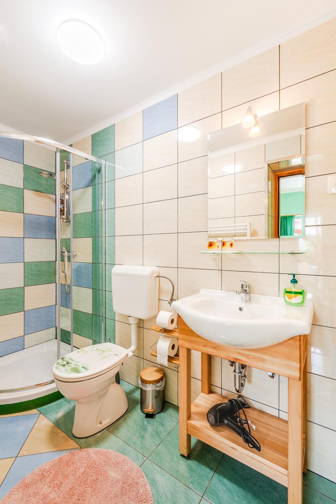 Apartments Orhideja Толмин Екстериор снимка