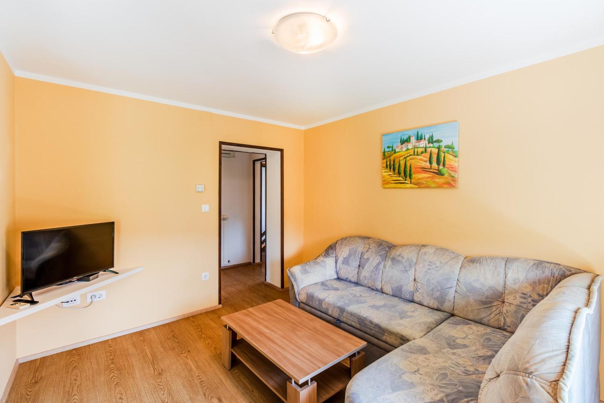 Apartments Orhideja Толмин Екстериор снимка