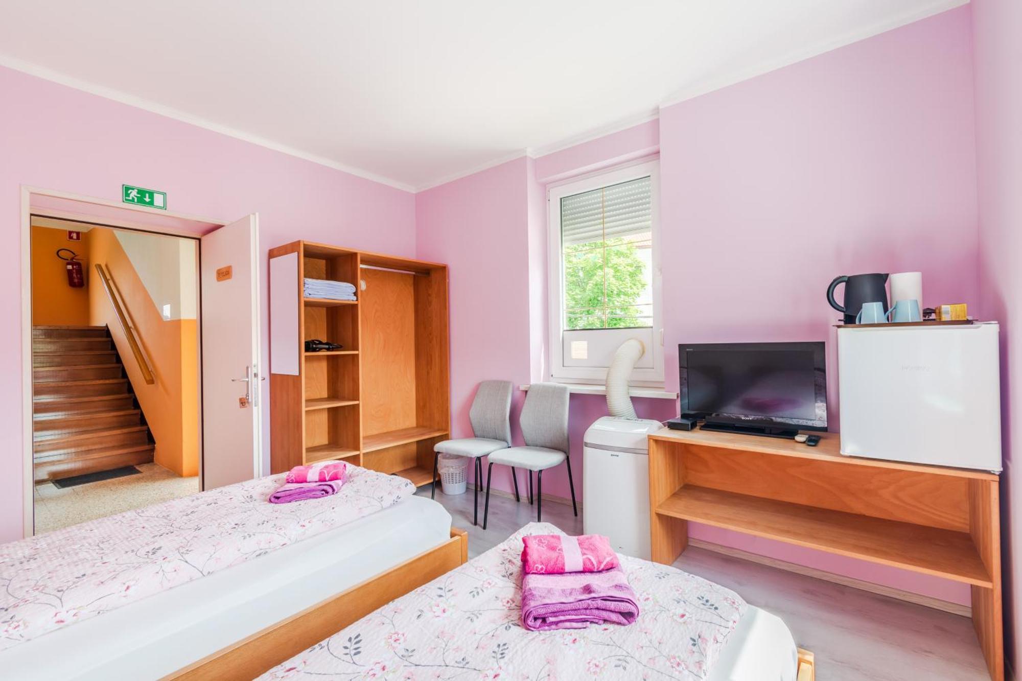 Apartments Orhideja Толмин Екстериор снимка
